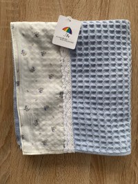 Банное полотенце голубое 70×140 см с кружевом — подарок
