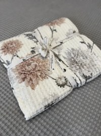 Вафельное покрывало 150x200 см с бежевыми цветами, купить | 7Я Атмосфера Благополучия